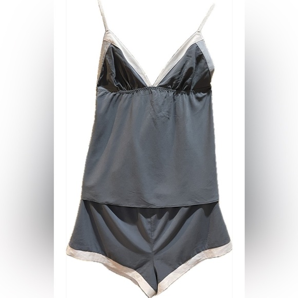 Victoria’s Secret 2pc Sleep Set -Sleepwear Shirts and Camisole PJ’s (Size M) - Picture 8 of 8